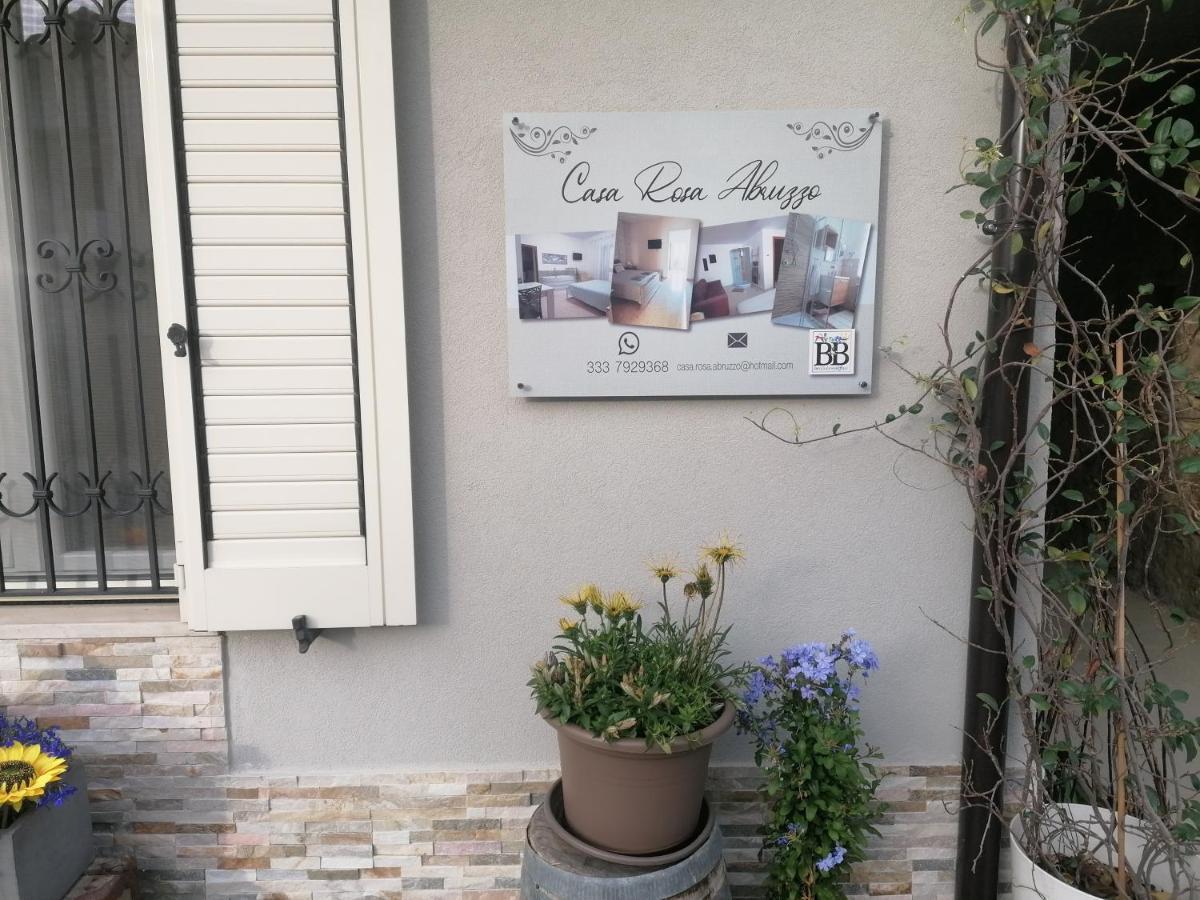 Casa Rosa Abruzzo Bed & Breakfast Musellaro Ngoại thất bức ảnh