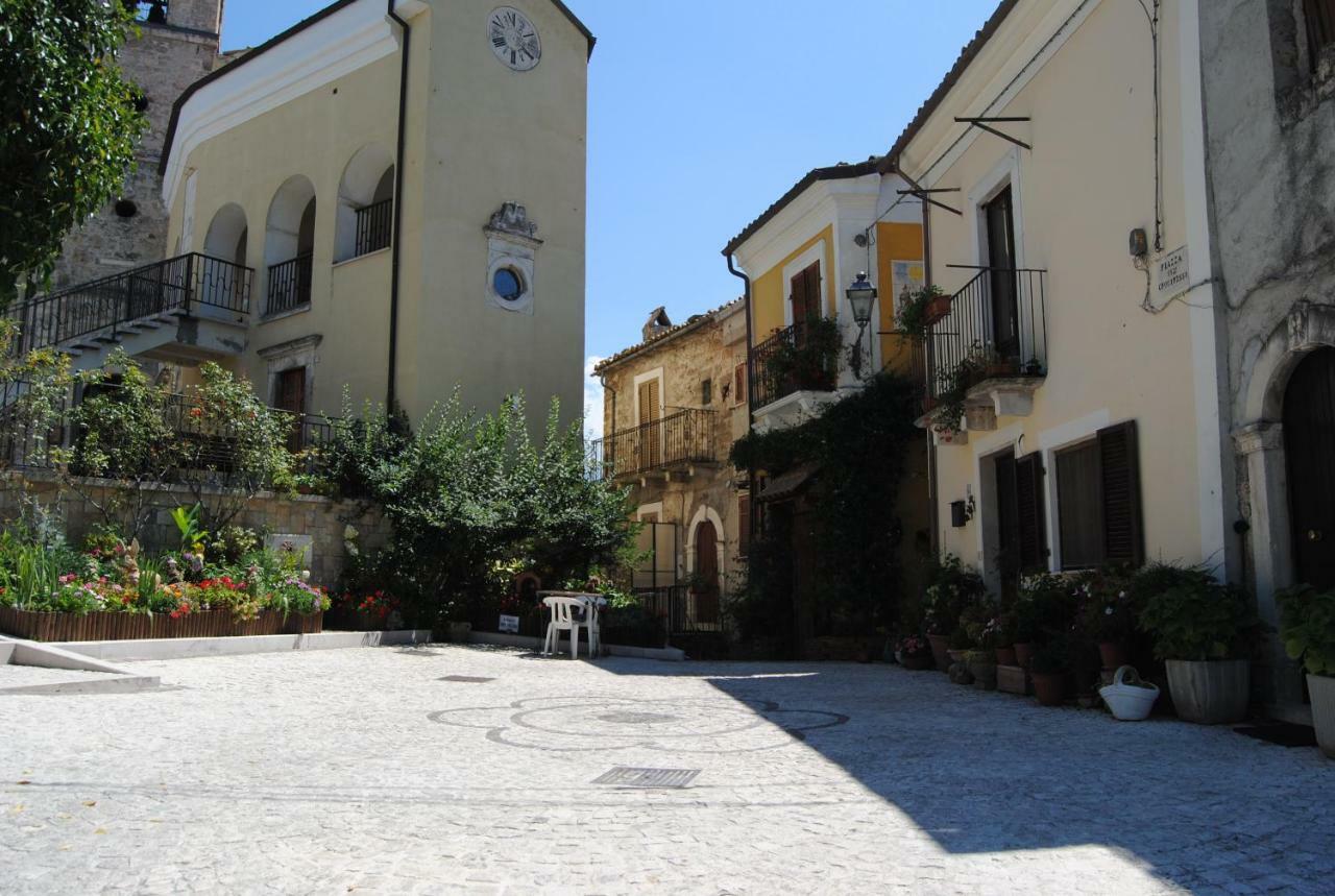 Casa Rosa Abruzzo Bed & Breakfast Musellaro Ngoại thất bức ảnh